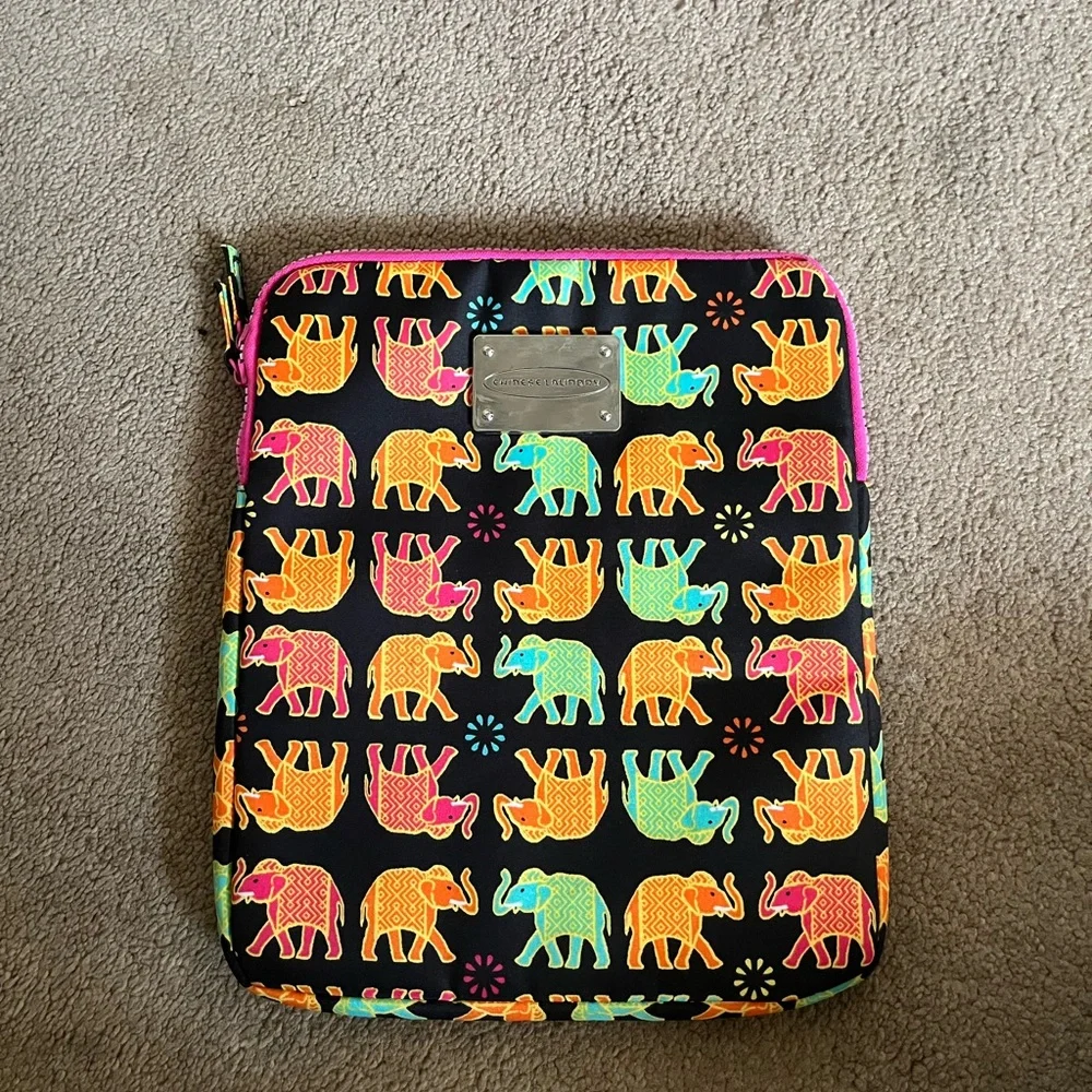 iPad or tablet case - Picture 1 of 5